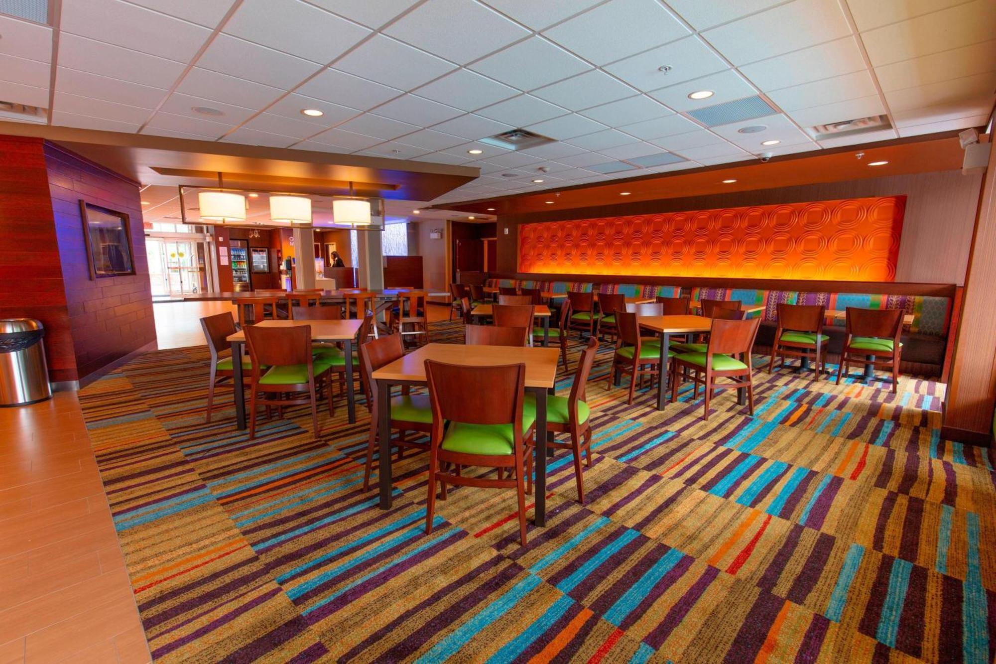 Fairfield Inn & Suites By Marriott Atlanta Woodstock Zewnętrze zdjęcie